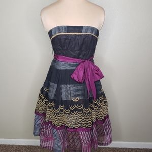Floreat Strapless Dress Black with pockets and embroidery sz 10